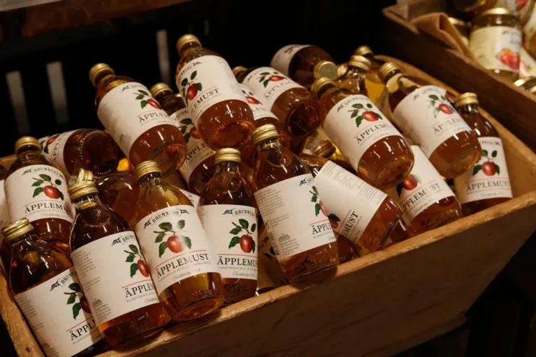 Apple Cider Vinegar Gummies: Benefits and Risks